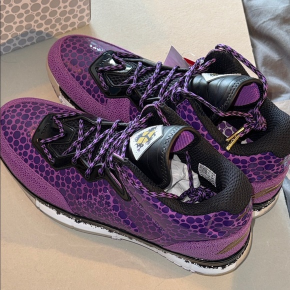 Li-Ling Way of Wade Limited Edition syn Sting Ray skin Purple all star Size 15 - Picture 15 of 16